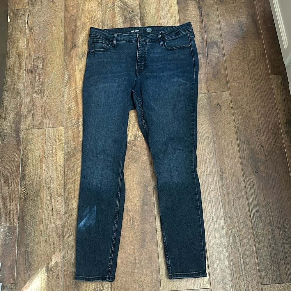 Old Navy High-rise Rockstar super skinny jeans